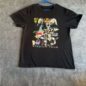 STADIUM TOUR 2022 T-SHIRT MOTLEY CRUE,POISON,JOAN JETT SZ LARGE